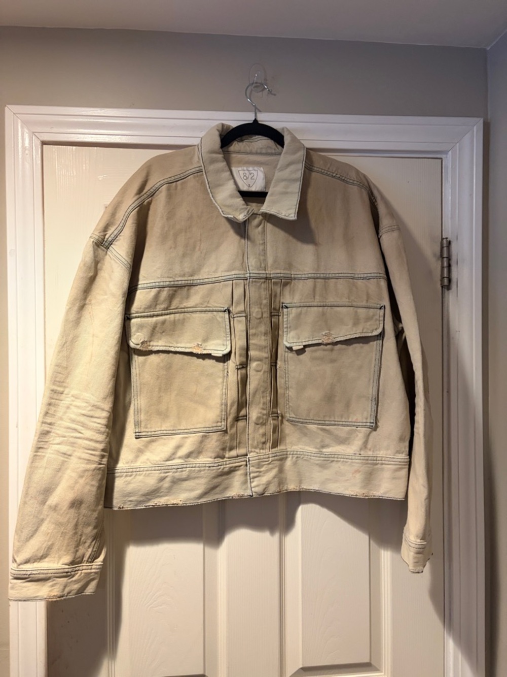 Hudson Jeans Distressed Jean Jacket with Front Flap Pockets in Cream XL